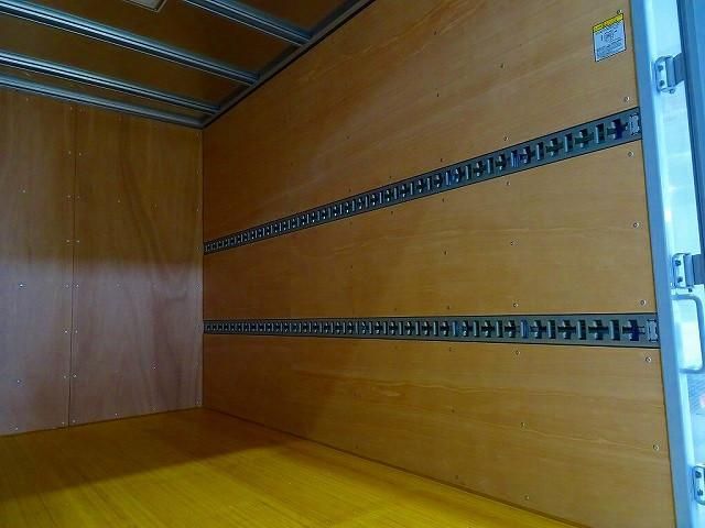 HINO DUTRO 2024 Image 31