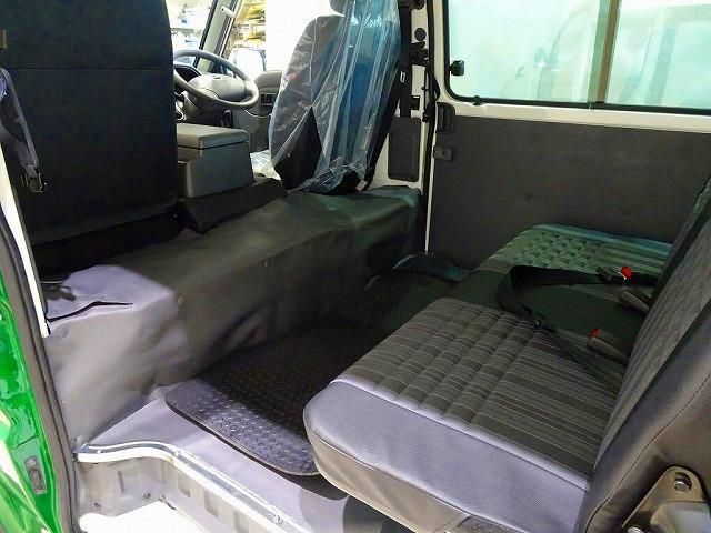MAZDA BONGO VAN 4WD 2019 Image 31