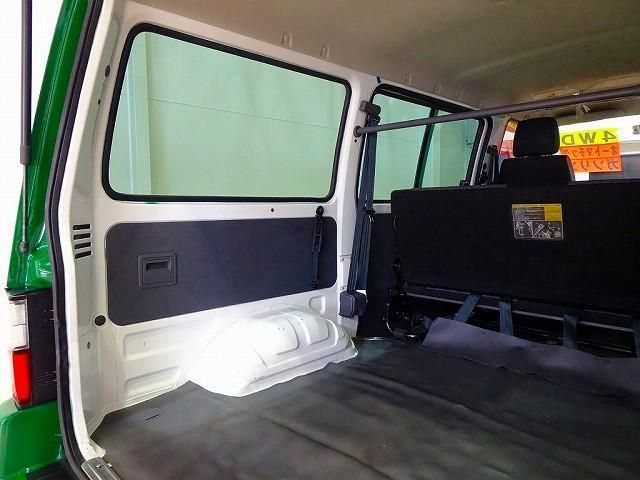 MAZDA BONGO VAN 4WD 2019 Image 31