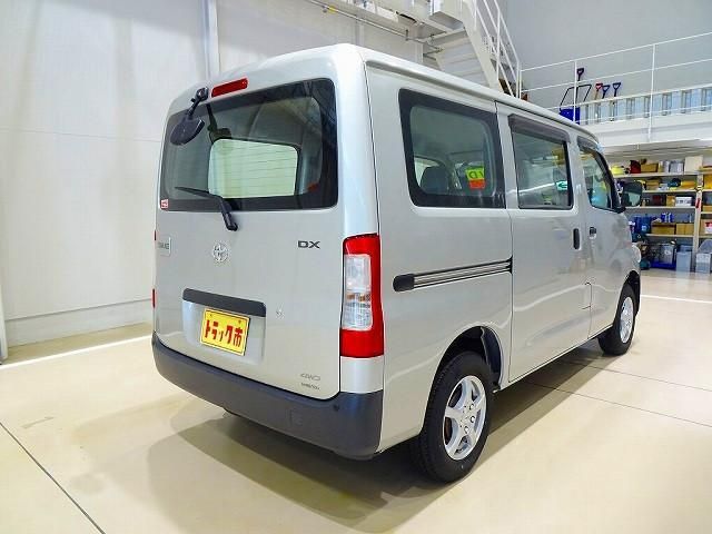TOYOTA TOWNACE VAN 4WD 2022 Image 31