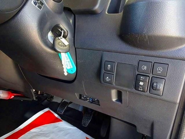 TOYOTA TOWNACE VAN 4WD 2022 Image 31