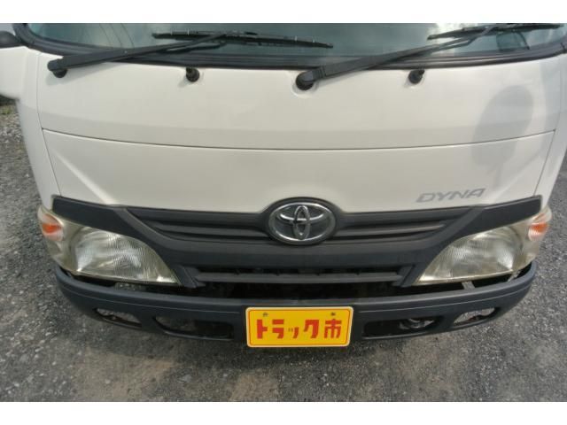TOYOTA DYNA 2012 Image 31