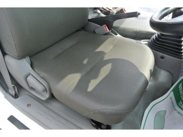 TOYOTA DYNA 2012 Image 31