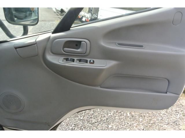 TOYOTA DYNA 2012 Image 31