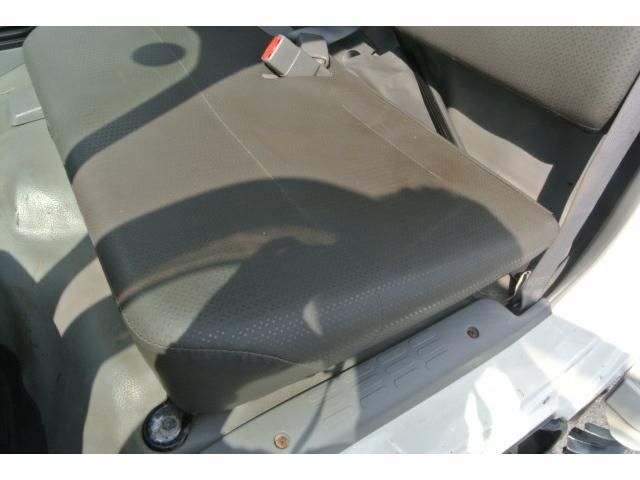 TOYOTA DYNA 2012 Image 31