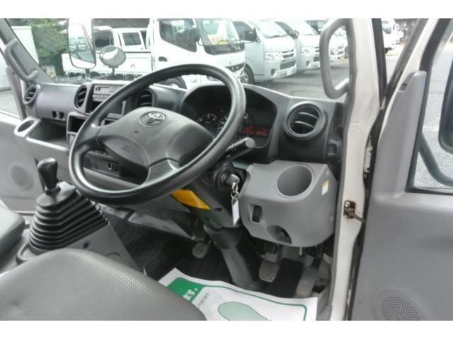 TOYOTA DYNA 2012 Image 31