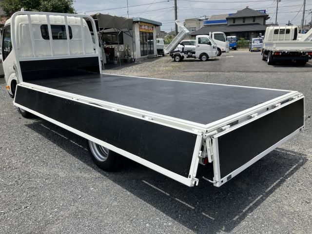 HINO DUTRO 2021 Image 31