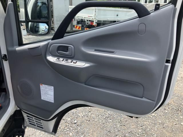 HINO DUTRO 2021 Image 31