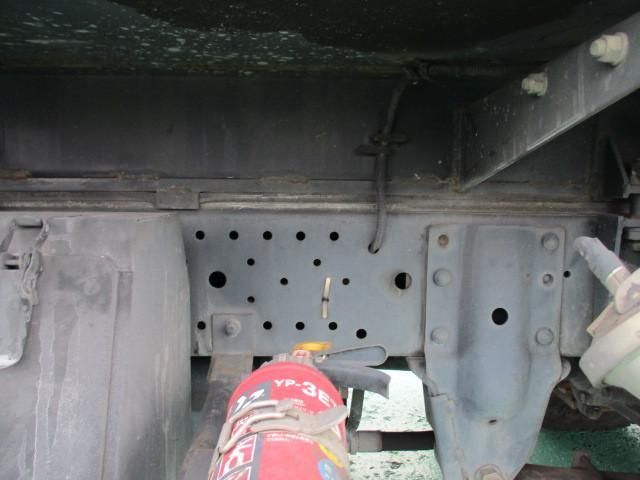 ISUZU ELF 2010 Image 31