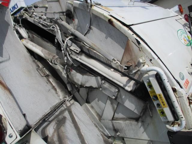 ISUZU ELF 2010 Image 31