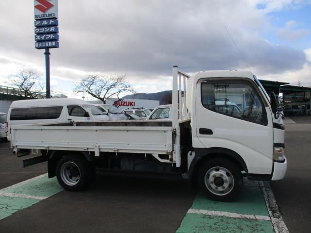 HINO DUTRO 2005 Image 31