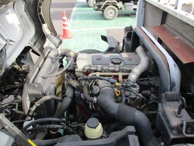 HINO DUTRO 2005 Image 31