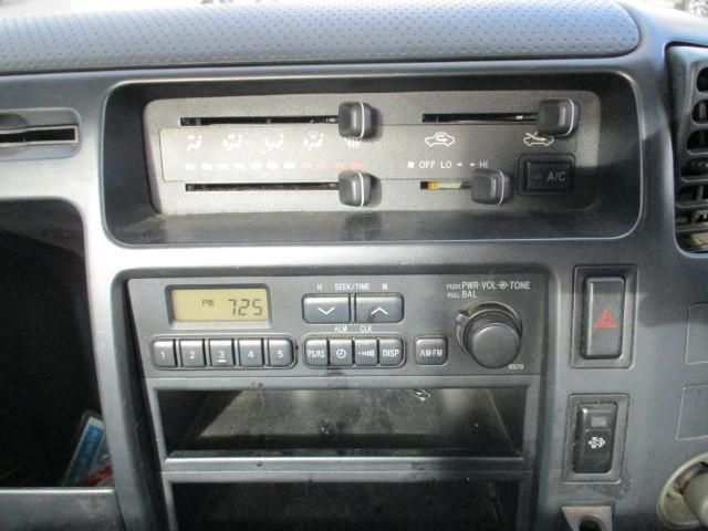 HINO DUTRO 2005 Image 31