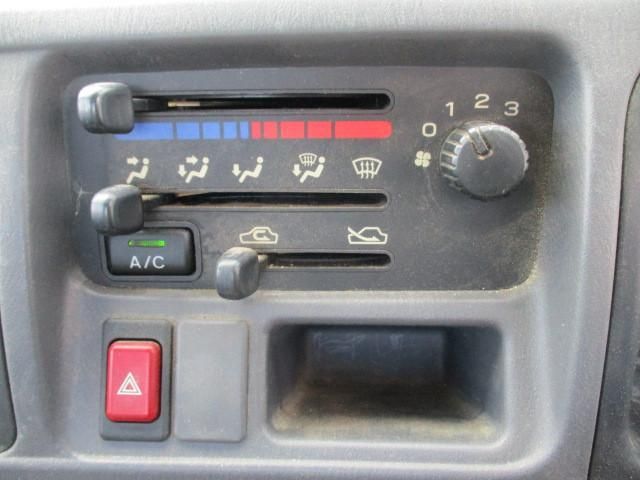 SUBARU SAMBAR TRUCK 4WD 2008 Image 31