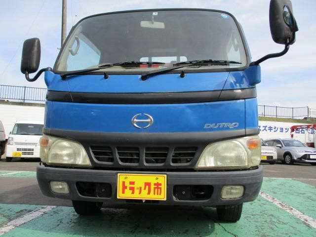 HINO DUTRO 2003 Image 31