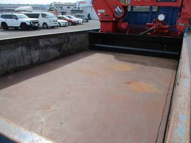 HINO DUTRO 2003 Image 31