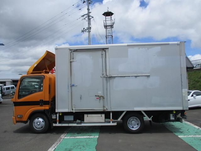 ISUZU ELF 2007 Image 31