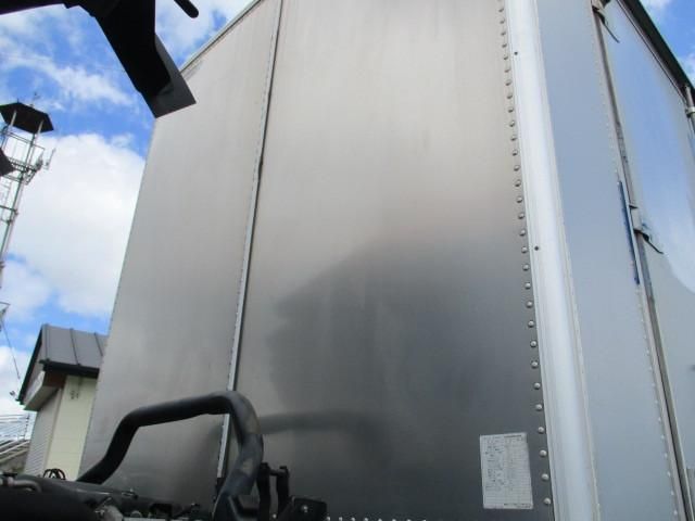 ISUZU ELF 2007 Image 31