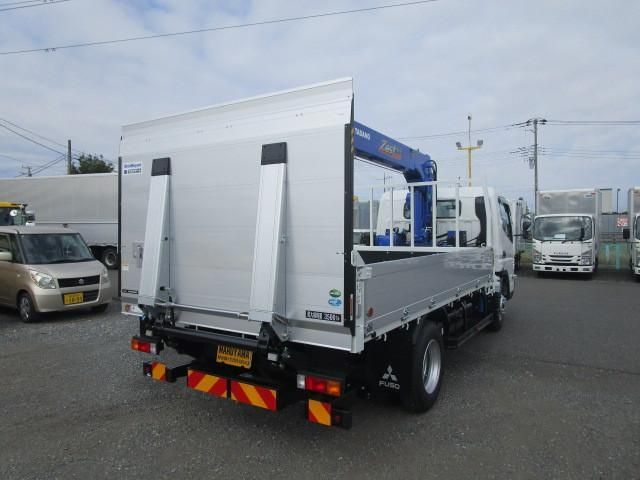 MITSUBISHI CANTER 2023 Image 31
