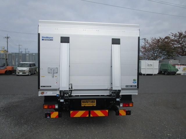 MITSUBISHI CANTER 2023 Image 31