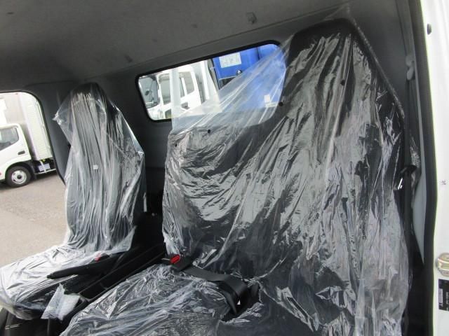 MITSUBISHI CANTER 2023 Image 31