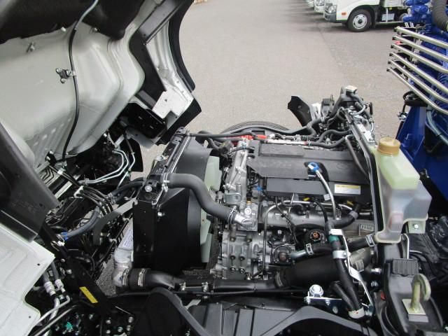 MITSUBISHI CANTER 2023 Image 31