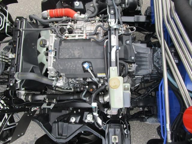 MITSUBISHI CANTER 2023 Image 31