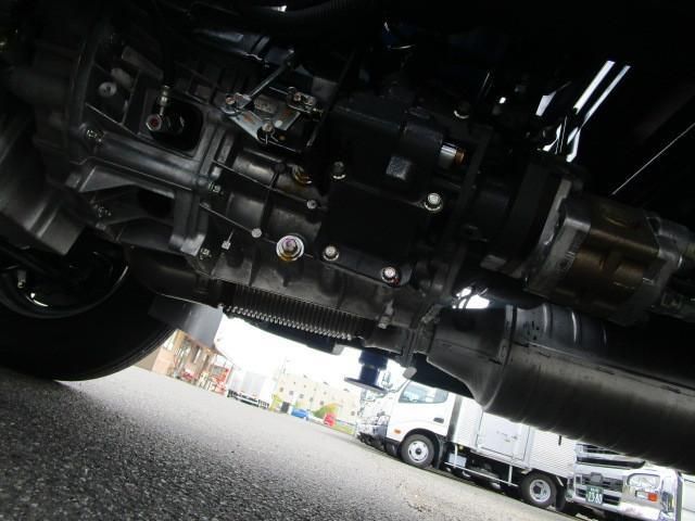 MITSUBISHI CANTER 2023 Image 31