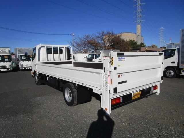 HINO DUTRO 2023 Image 31