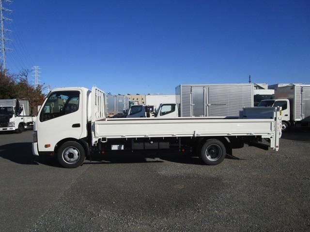 HINO DUTRO 2023 Image 31