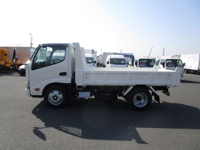 HINO DUTRO 2023 Image 31