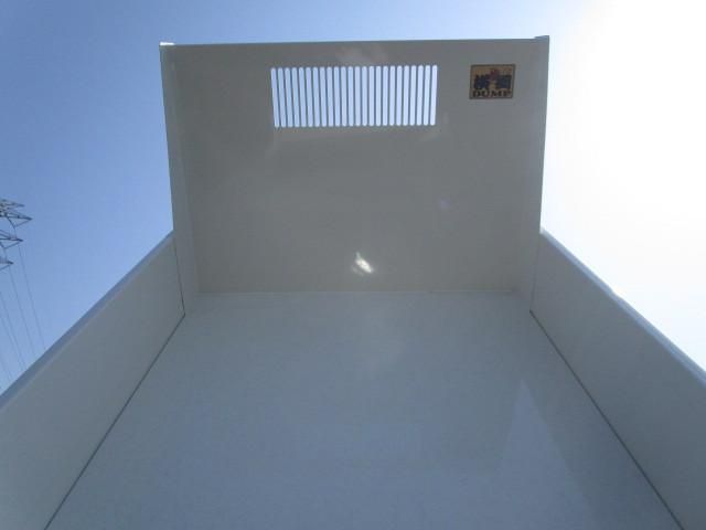 HINO DUTRO 2023 Image 31