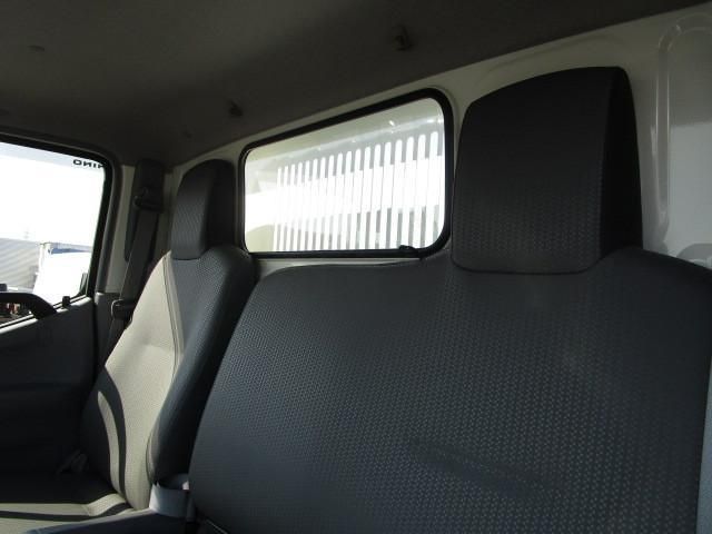 HINO DUTRO 2023 Image 31