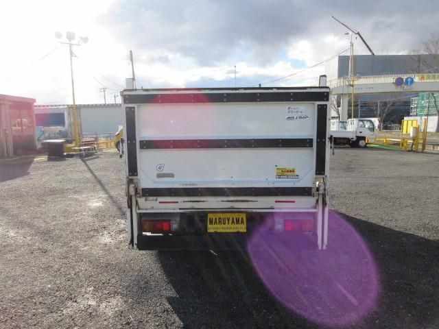 HINO DUTRO 2016 Image 31