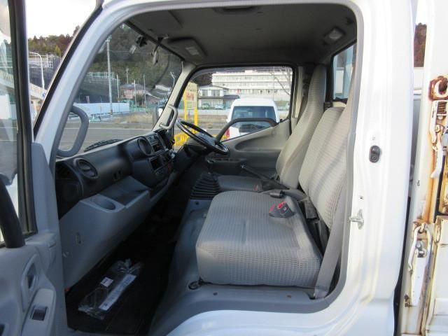 HINO DUTRO 2016 Image 31