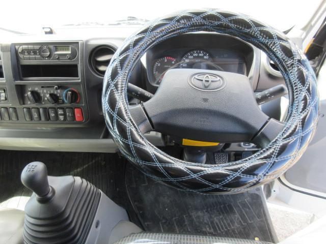 TOYOTA DYNA 2019 Image 31