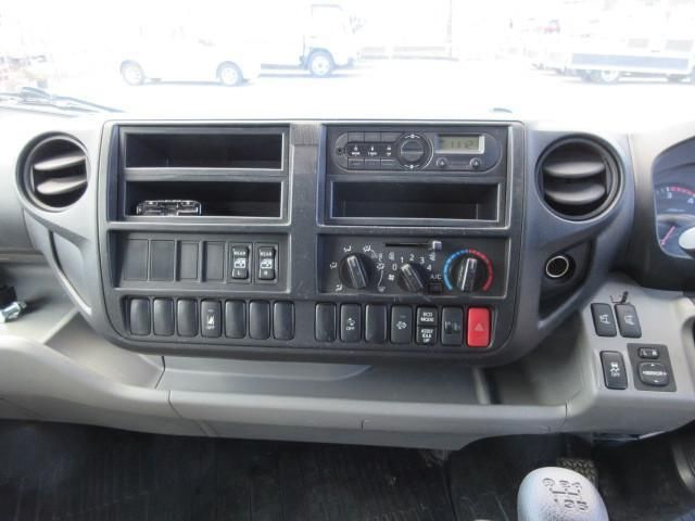 TOYOTA DYNA 2019 Image 31