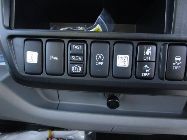 HINO DUTRO 2024 Image 31