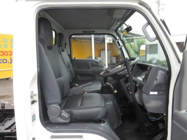 ISUZU ELF 2017 Image 31