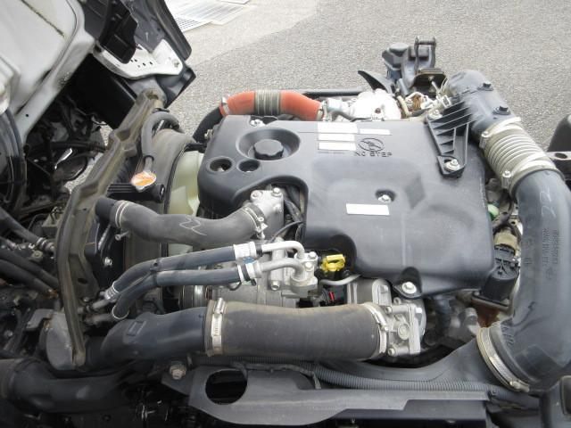 ISUZU ELF 2017 Image 31