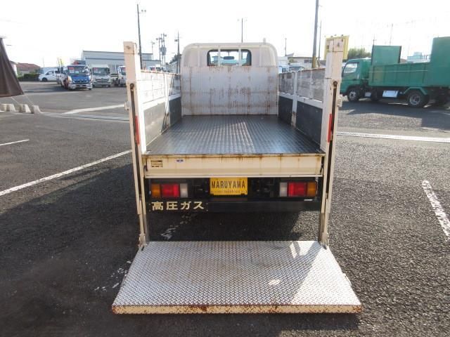 ISUZU ELF 2018 Image 31