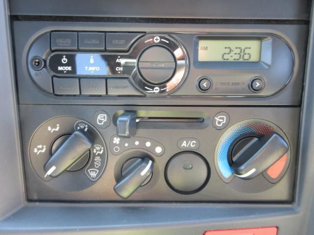 ISUZU ELF 2018 Image 31