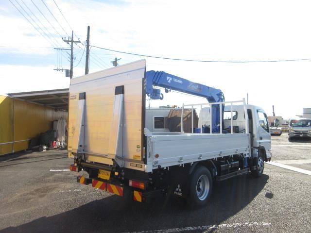 MITSUBISHI CANTER 2024 Image 31