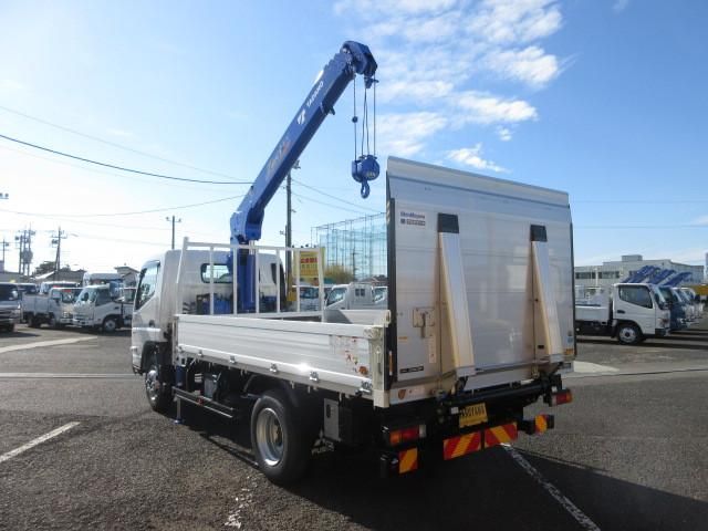 MITSUBISHI CANTER 2024 Image 31