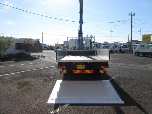 MITSUBISHI CANTER 2024 Image 31