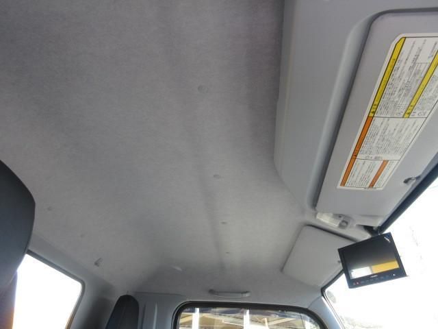 MITSUBISHI CANTER 2024 Image 31