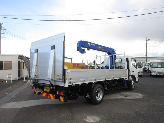 MITSUBISHI CANTER 2024 Image 31