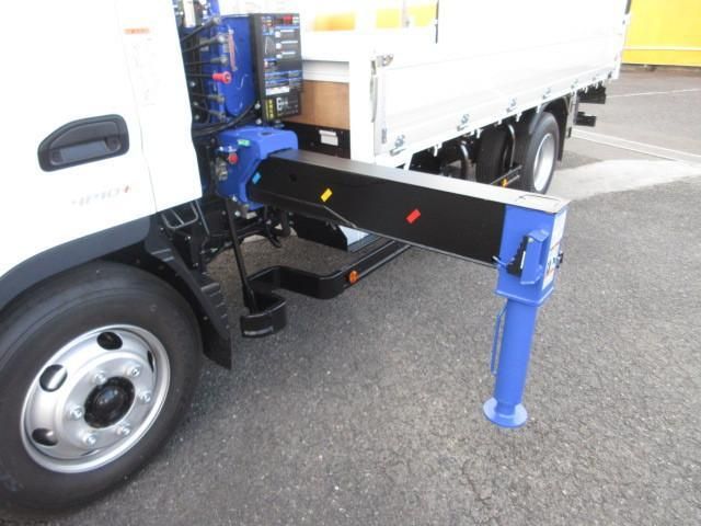 MITSUBISHI CANTER 2024 Image 31