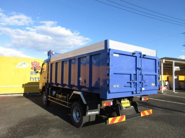 MITSUBISHI CANTER 2017 Image 31