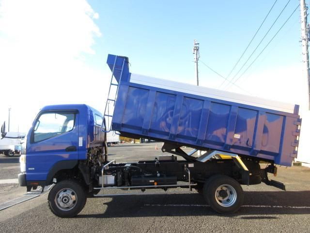 MITSUBISHI CANTER 2017 Image 31